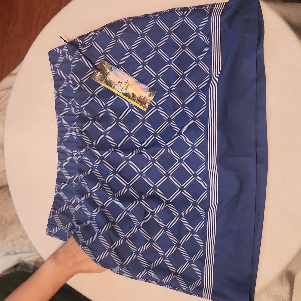 Golf skort - Picture 1 of 3